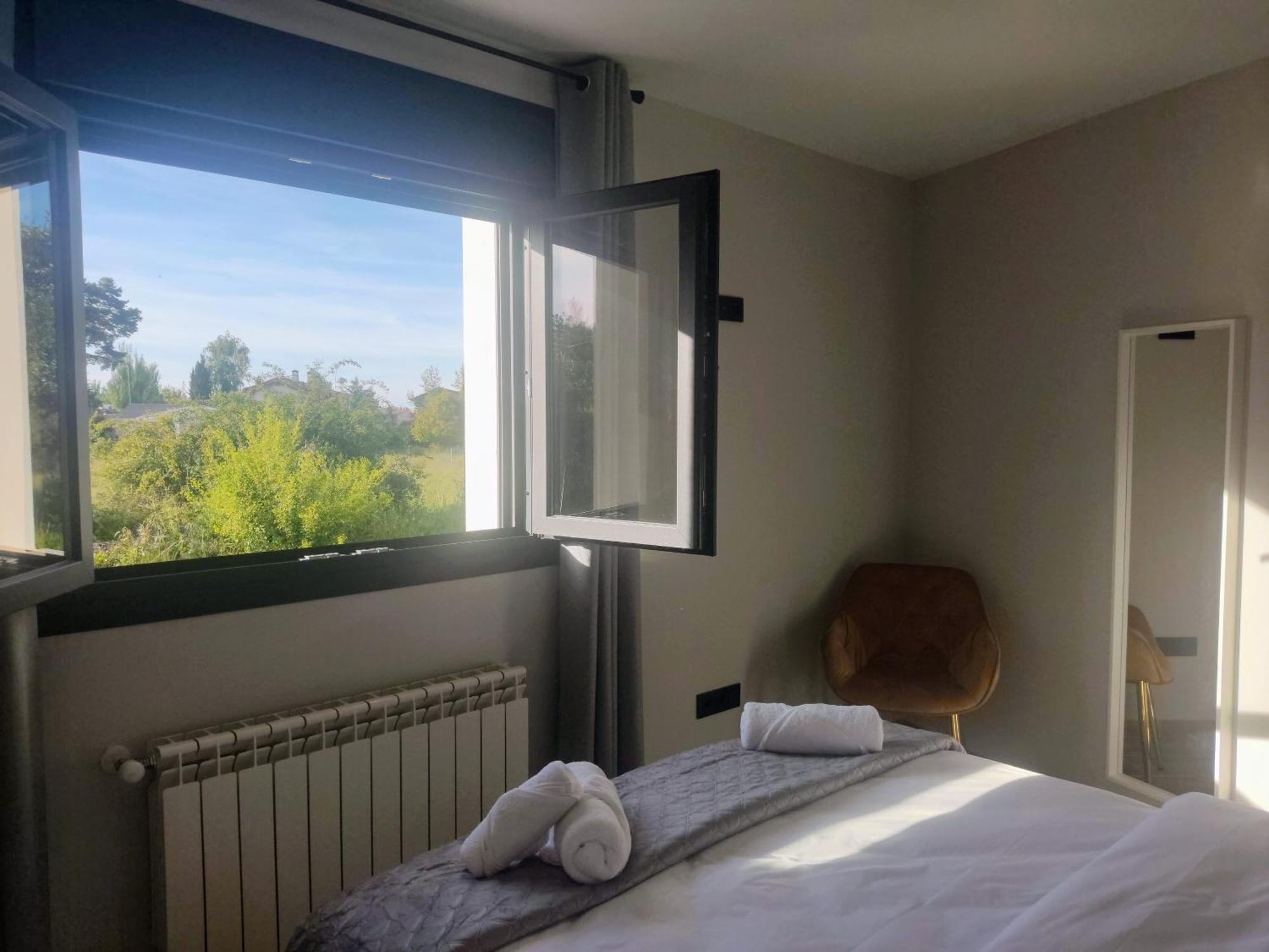 בית הארחה Rincones De Riaza Solo Adultos מראה חיצוני תמונה